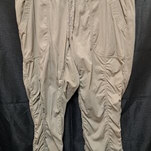 The North Face Women's Khaki Beige Aphrodite 2.0 Hiking Capri Sz Med